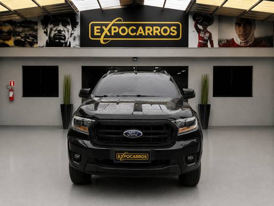 FORD RANGER 2.2 BLACK 4X2 CD 16V DIESEL 4P AUTOMÁTICO